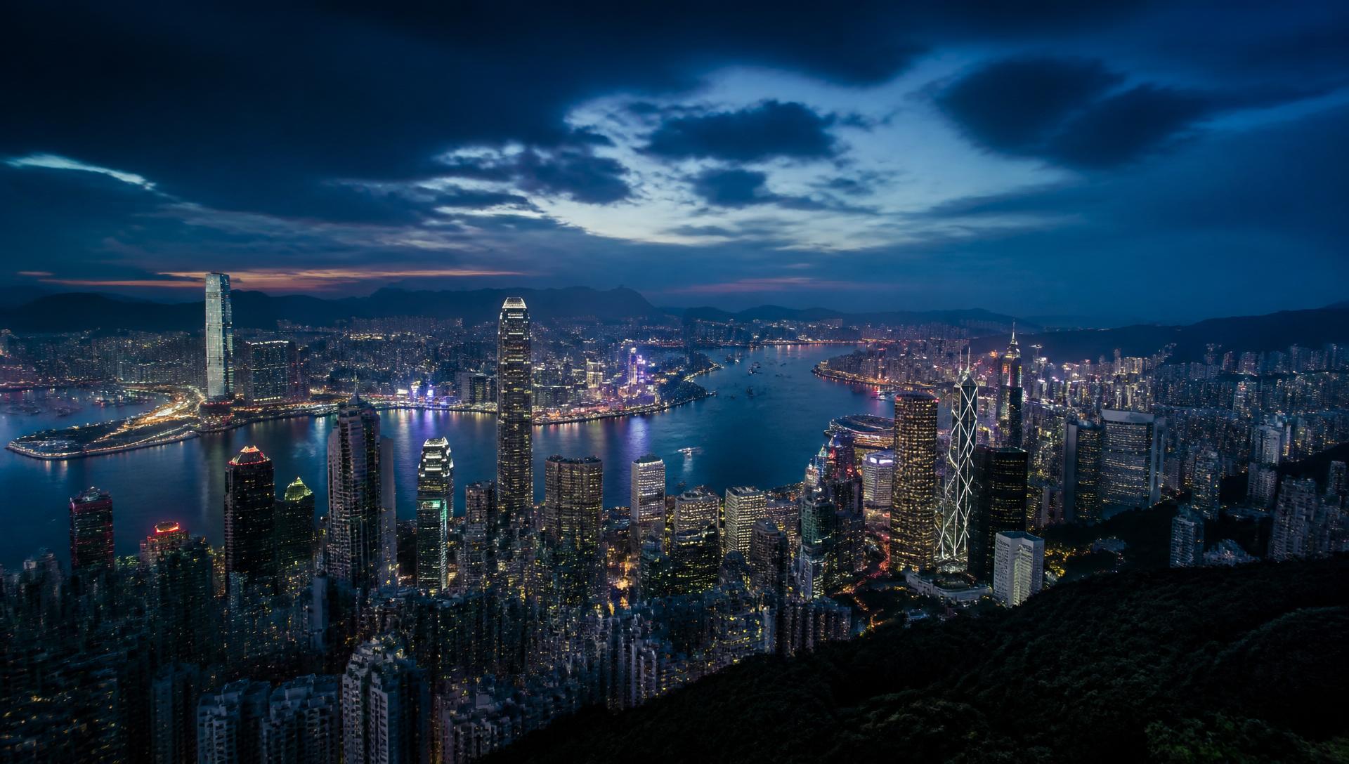 Victoria Harbour and the Hong Kong skyline at dusk